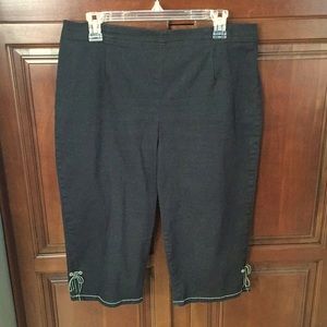 Croft & Barrow Capris L